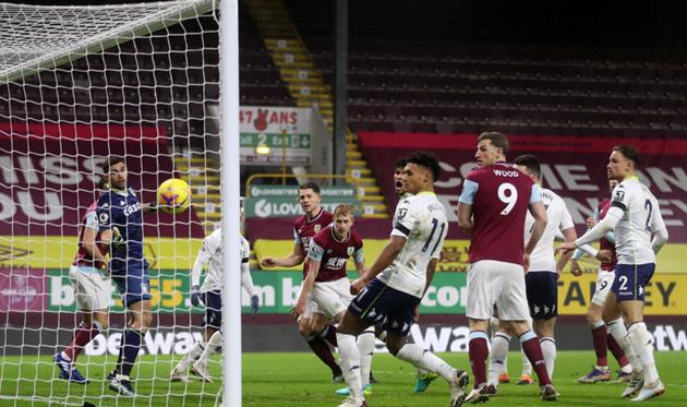 Матч Астон Вилла — Бернли перенесен из-за COVID-19 за чуть более двух часов до старта