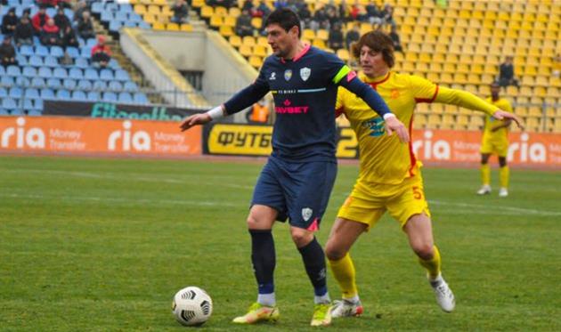 ЕВГЕНИЙ СЕЛЕЗНЕВ (НА ПЕРЕДНЕМ ПЛАНЕ), ФОТО ФК МИНАЙ