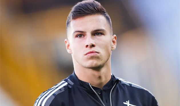 НИКОЛАЙ КУХАРЕВИЧ, ЛЕВЕН