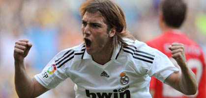 Один из героев матча Гонсало Игуаин, Reuters