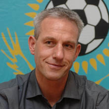 Арно Пайперс, uefa.com