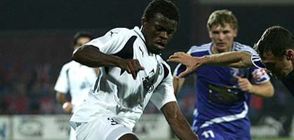 Кингсли счет открыл! Фото из архива metallurg.donetsk.ua