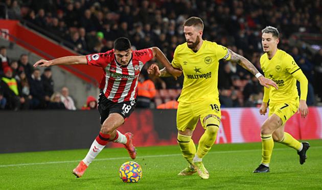 Армандо Броя (слева), Getty Images