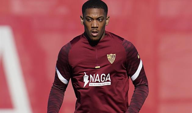 антони мартиаль, фото севилья