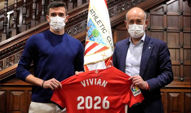 Даниэль Вивиан, фото ФК Атлетик