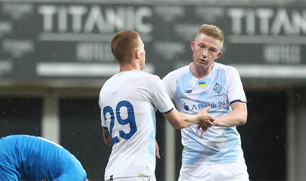 Владислав Кулач, ФК Динамо 