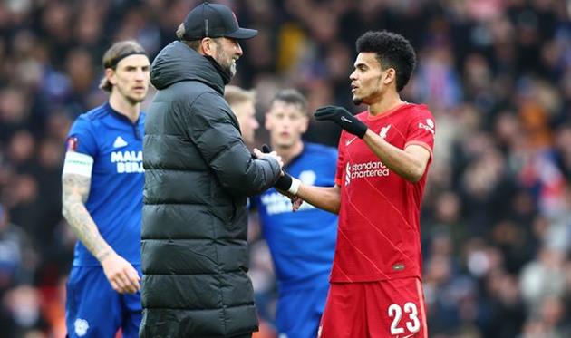 Юрген Клопп и Луис Диас (справа), Getty Images