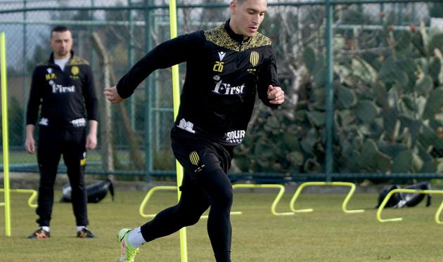 Фабрицио Альваренга, ФК Рух