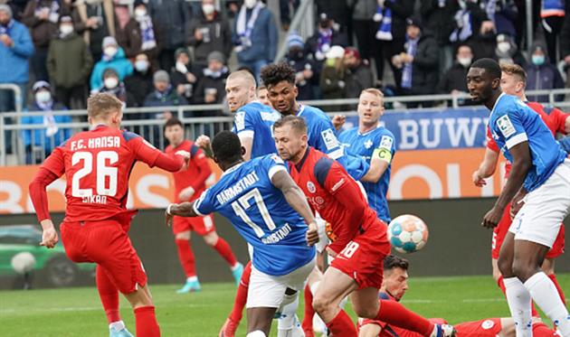 Даниил Сикан (слева), Getty Images