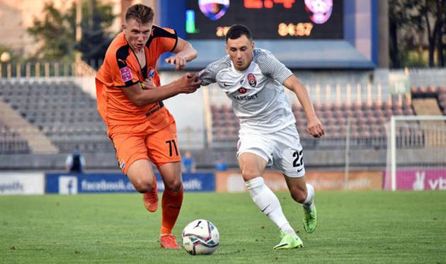 Денис Світюха (зліва), УПЛ