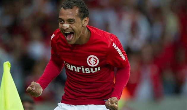 алан патрік, фото інтернасьональ