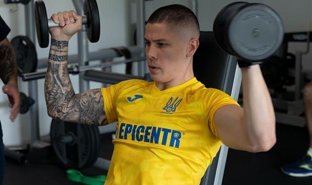 Денис Попов, УАФ