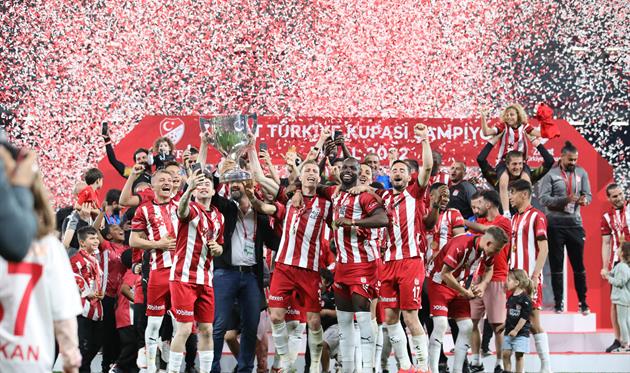 twitter.com/Sivasspor