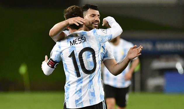 ліонель мессі та серхіо агуеро, getty images