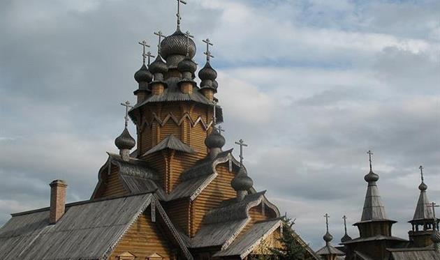 Згорівший скит у Святогорську