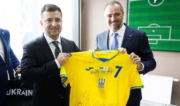 Володимир Зеленський та Андрій Павелко, facebook.com/andriy.pavelko