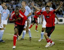 Давид Суазо, Reuters