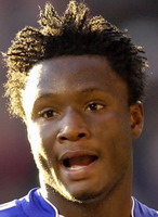 И волос у Джона побольше...