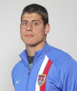 Доминик Черви