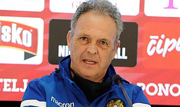 Хоакін Капаррос, ffa.am