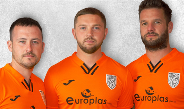 ФОТО ФК Мертір Таун