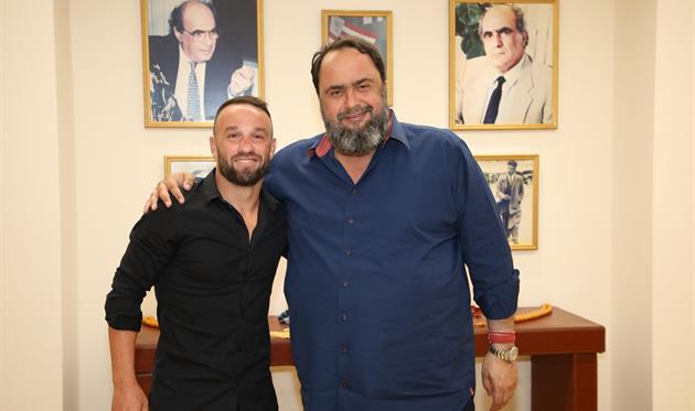 Матьє Вальбуена, olympiacos.org