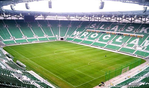 Stadion we Wrocławiu @ Marcin Kubiś