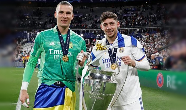 андрій лунін (ліворуч), реал мадрид