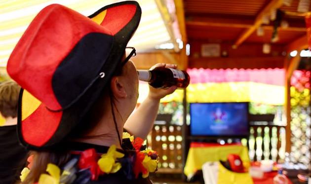 Німецькі фанати обурюються жорсткими обмеженнями на продаж алкоголю в Катарі