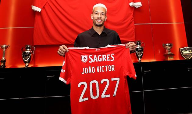 Жоао Віктор, ФК Бенфіка