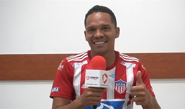 Карлос Бакка, Атлетіко Хуніор