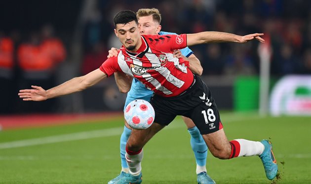 АРМАНДО БРОЯ, GETTY IMAGES