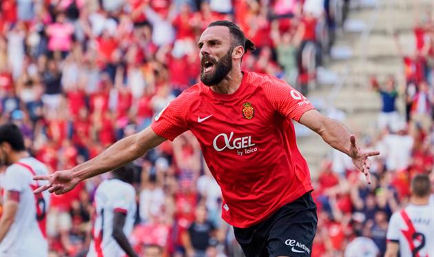 Ведат Мурікі