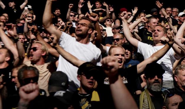 Фанати АІКу/aikfotboll.se