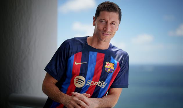 Роберт Левандовські, ФК Барселона