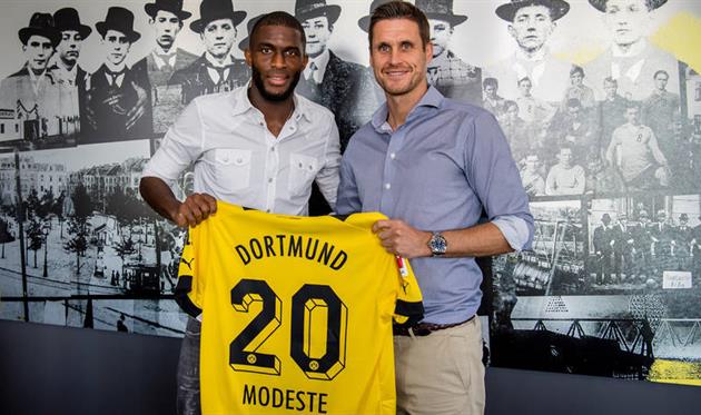 Антоні Модест, ФК Боруссія Д