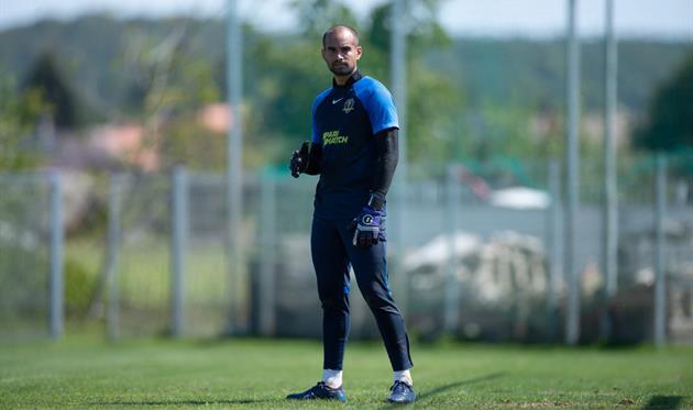 Макс Валеф, Дніпро-1