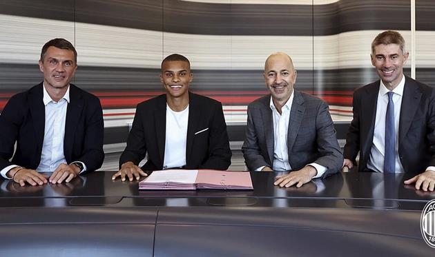 Малік Тіав, ФК Мілан