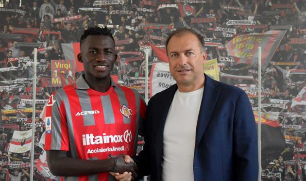 Фелікс Афена-Гьян, Gett