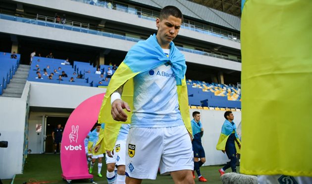 ДЕНИС ПОПОВ, ФК ДИНАМО