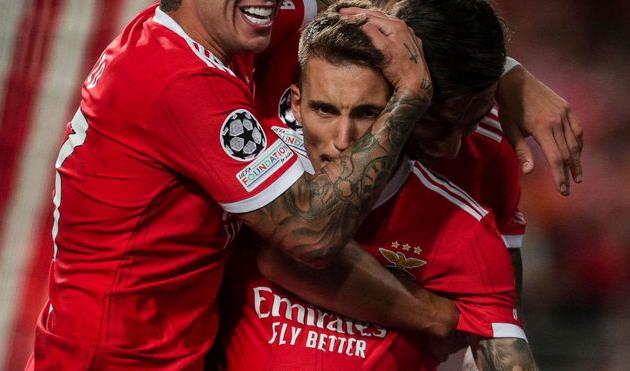 Алехандро Грімальдо, facebook.com/SLBenfica