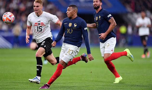 Кіліан Мбаппе та Олів'є Жиру, Getty Images