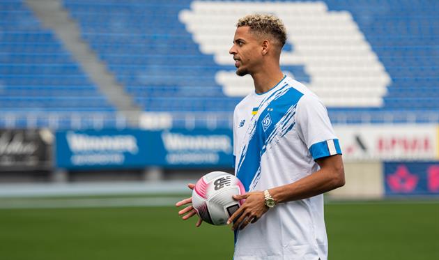 Джастін Лонвейк, ФК Динамо