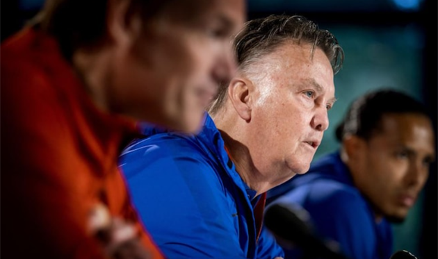 Луї ван Гал, офіційний сайт УЄФА