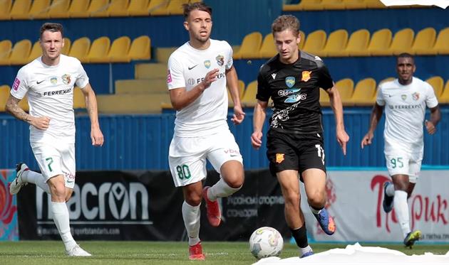 Полтавці намагаються зупинити атаку Інгульця, ФК Ворскла