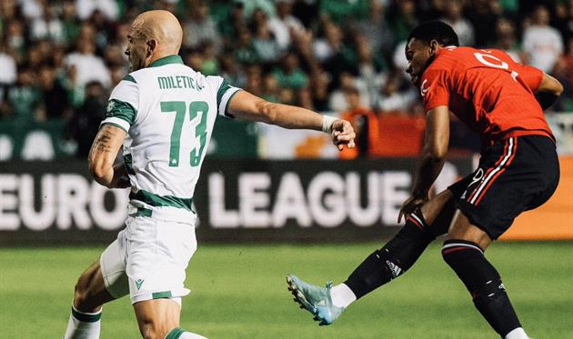 Омонія - МЮ, twitter.com/ManUtd