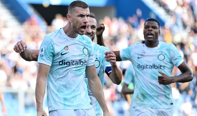 Едін Джеко святкує гол, Getty Images