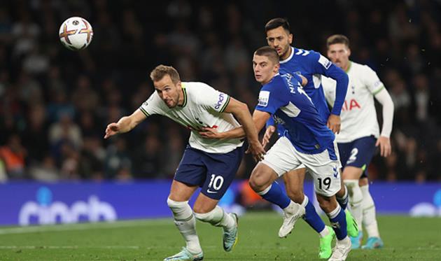 Гаррі Кейн та Віталій Миколенко, Getty Images