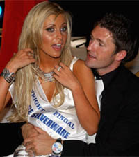 Первая причина - фанаты. Вторая... :)