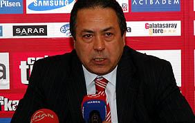 Аднан Сезгин, фото оф.сайта Галатасарая